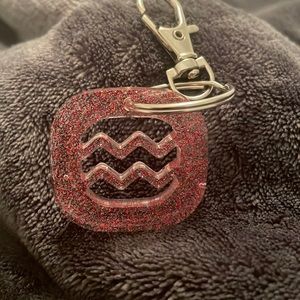 Aquarius zodiac keychain ♒️